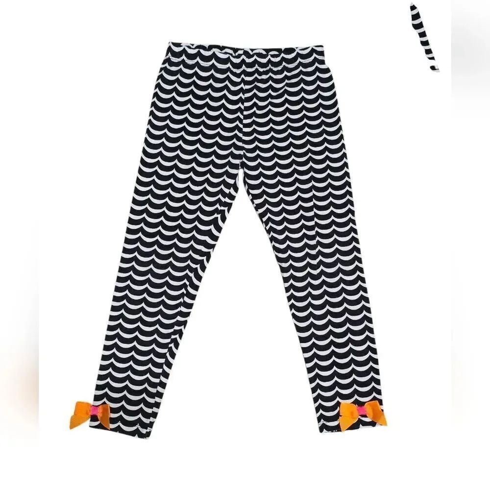 Ghost/ Halloween Ruffle & Aplaque Matching Set - Picture 2 of 4